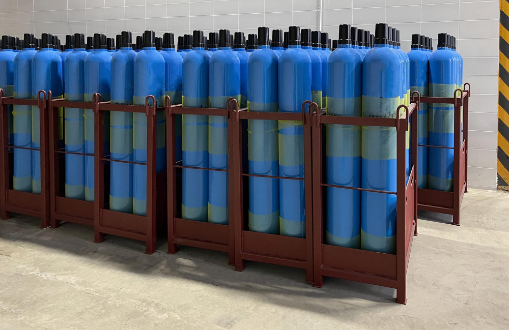 oxygen cylinder